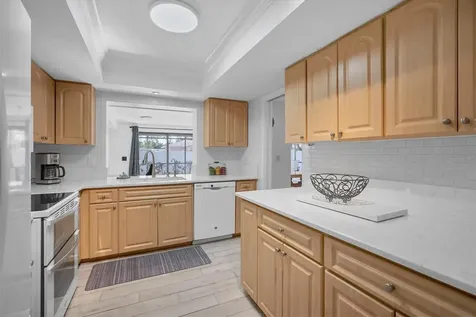 2926 Captiva Drive Sarasota FL 34231