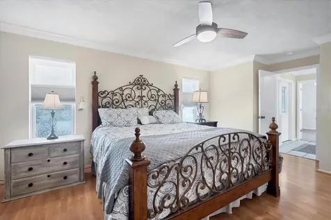 2926 Captiva Drive Sarasota FL 34231