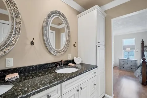 2926 Captiva Drive Sarasota FL 34231