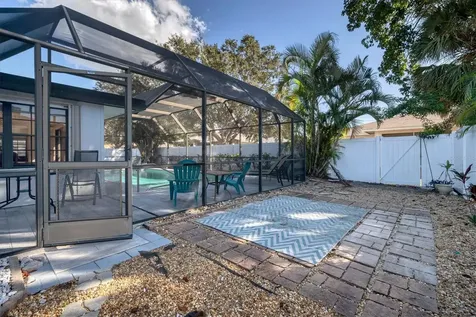 2926 Captiva Drive Sarasota FL 34231