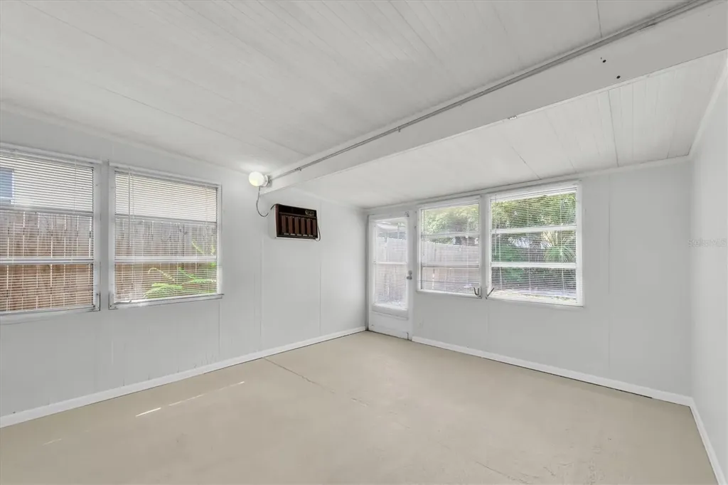 110 14th Avenue SW Largo FL 33770