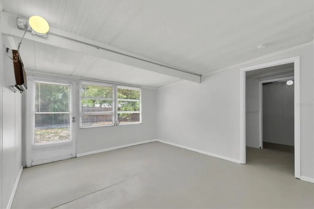 110 14th Avenue SW Largo FL 33770