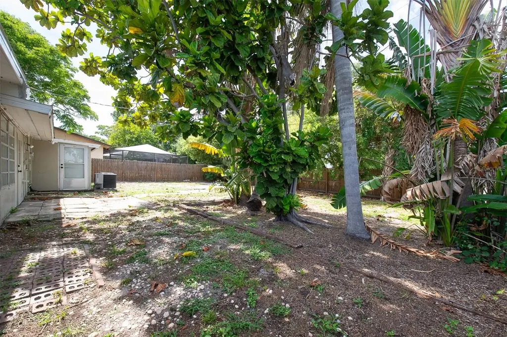 110 14th Avenue SW Largo FL 33770