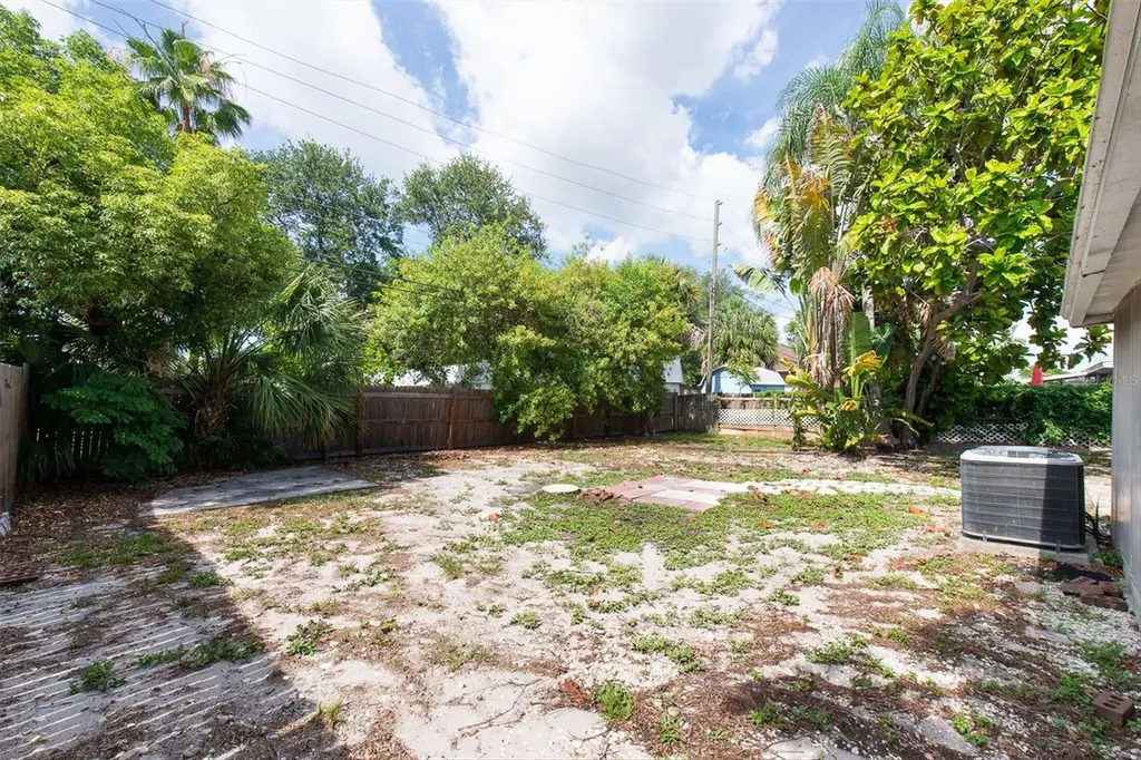 110 14th Avenue SW Largo FL 33770