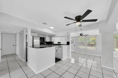 110 14th Avenue SW Largo FL 33770