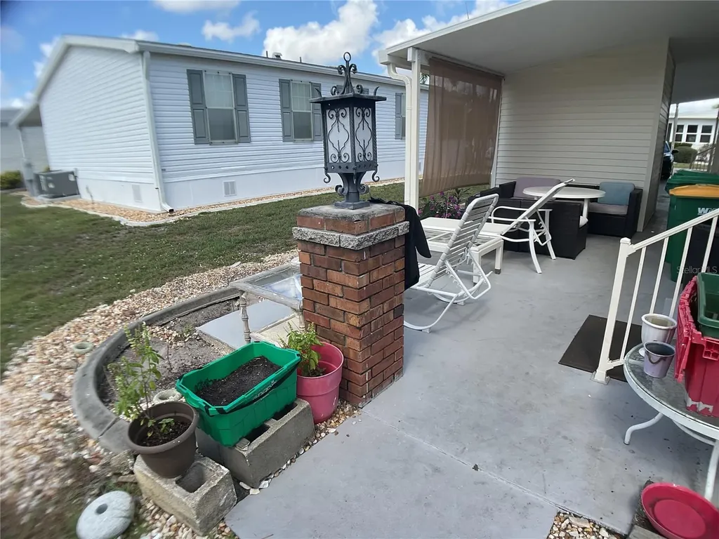 2100 Kings Highway Port Charlotte FL 33980