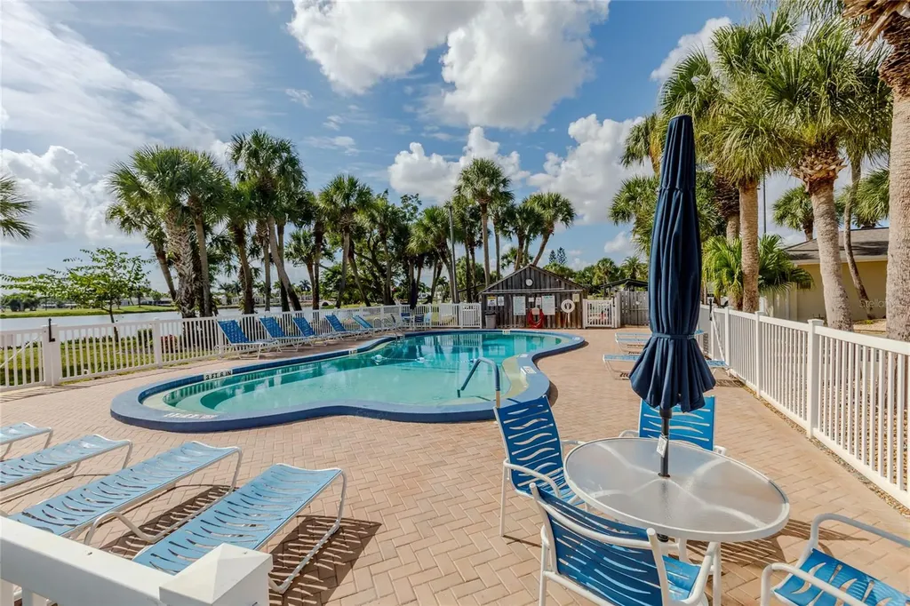 2100 Kings Highway Port Charlotte FL 33980