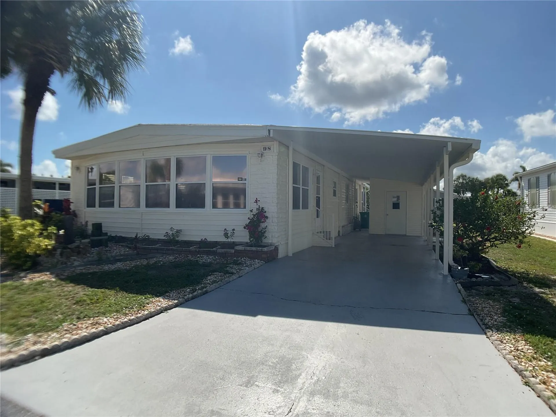 2100 Kings Highway Port Charlotte FL 33980
