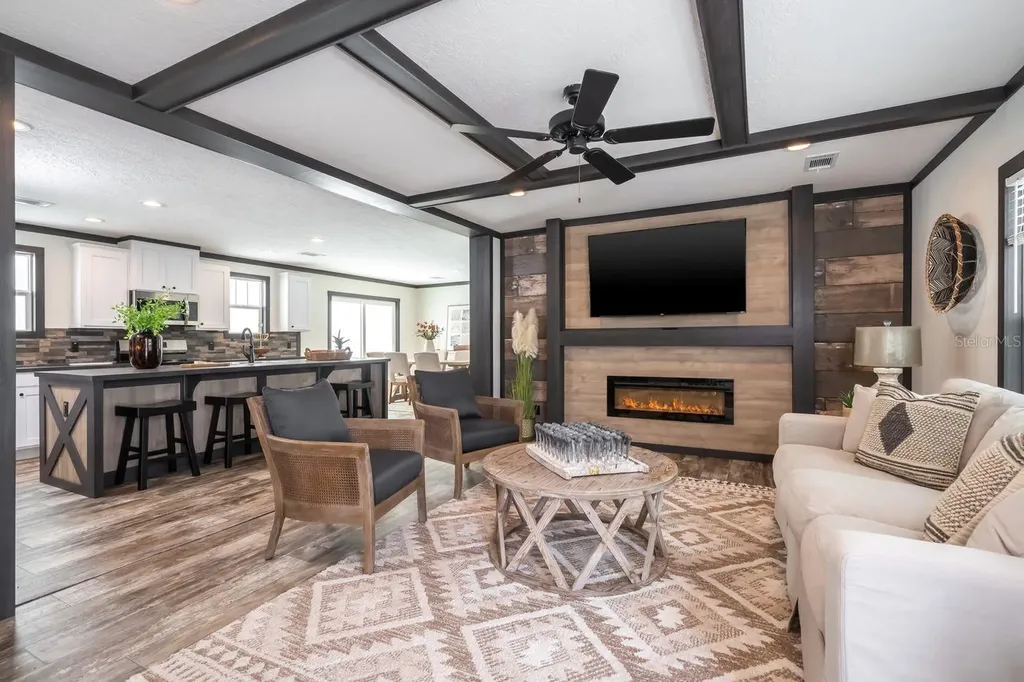 10315 Gregory Avenue Hastings FL 32145