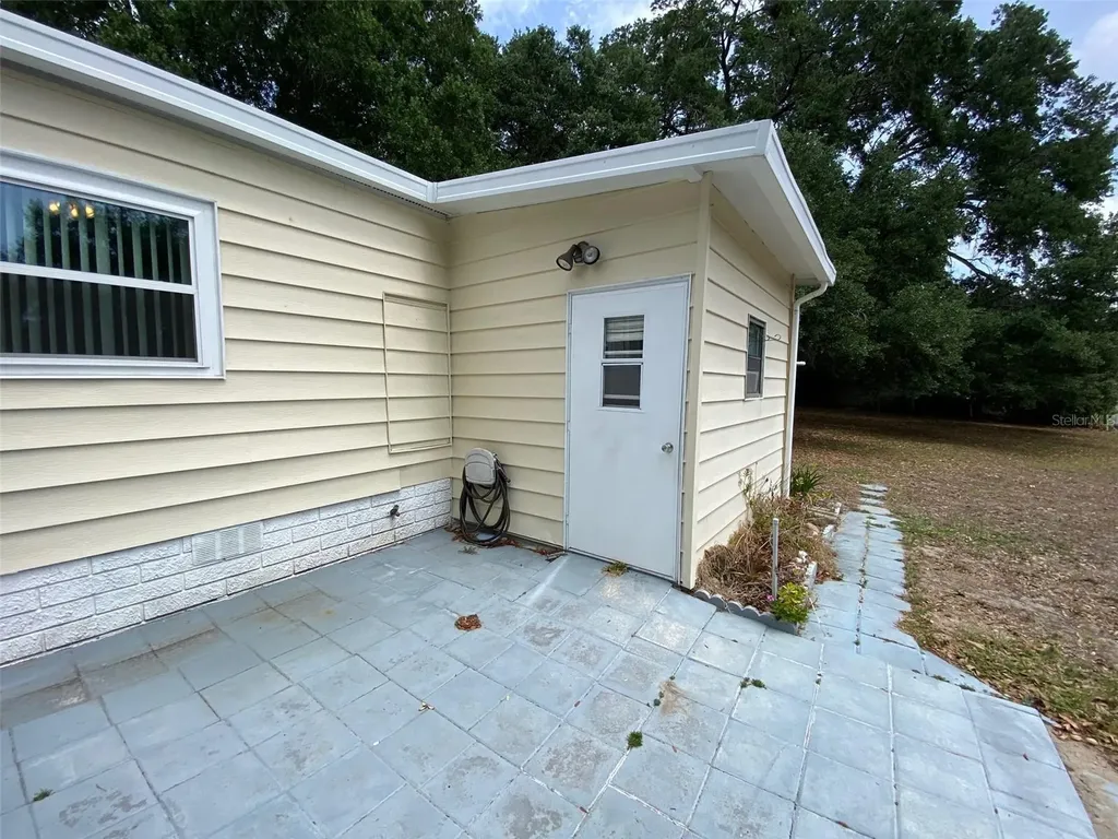 13957 County Road 109d Lady Lake FL 32159