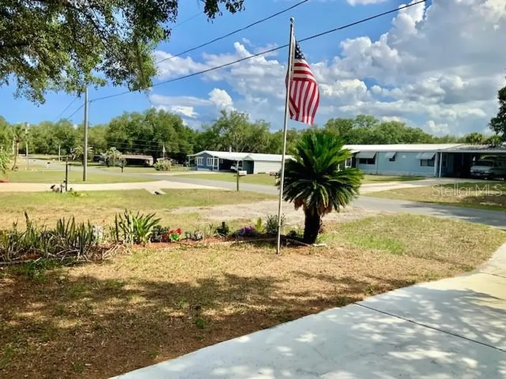 13957 County Road 109d Lady Lake FL 32159