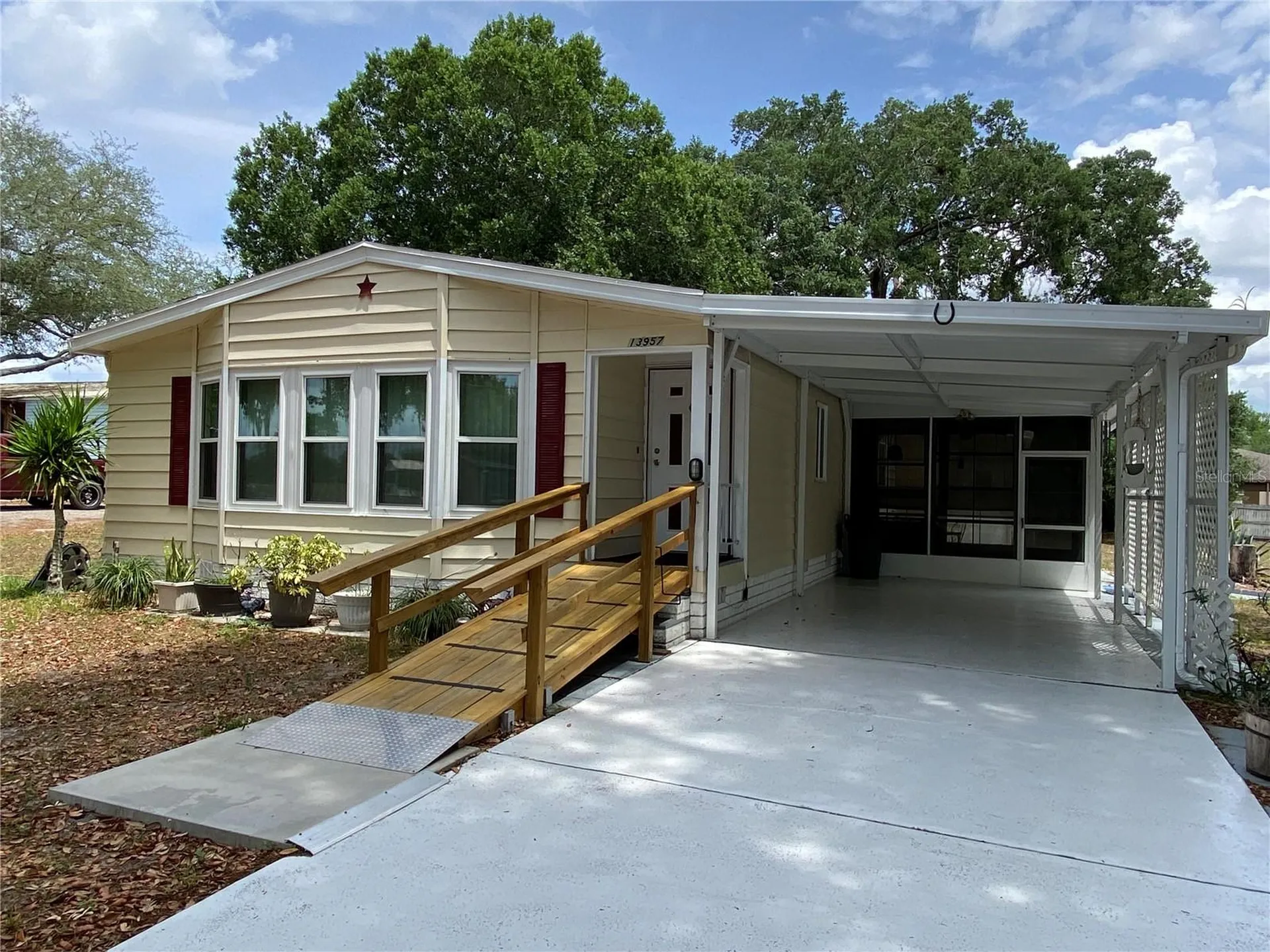 13957 County Road 109d Lady Lake FL 32159