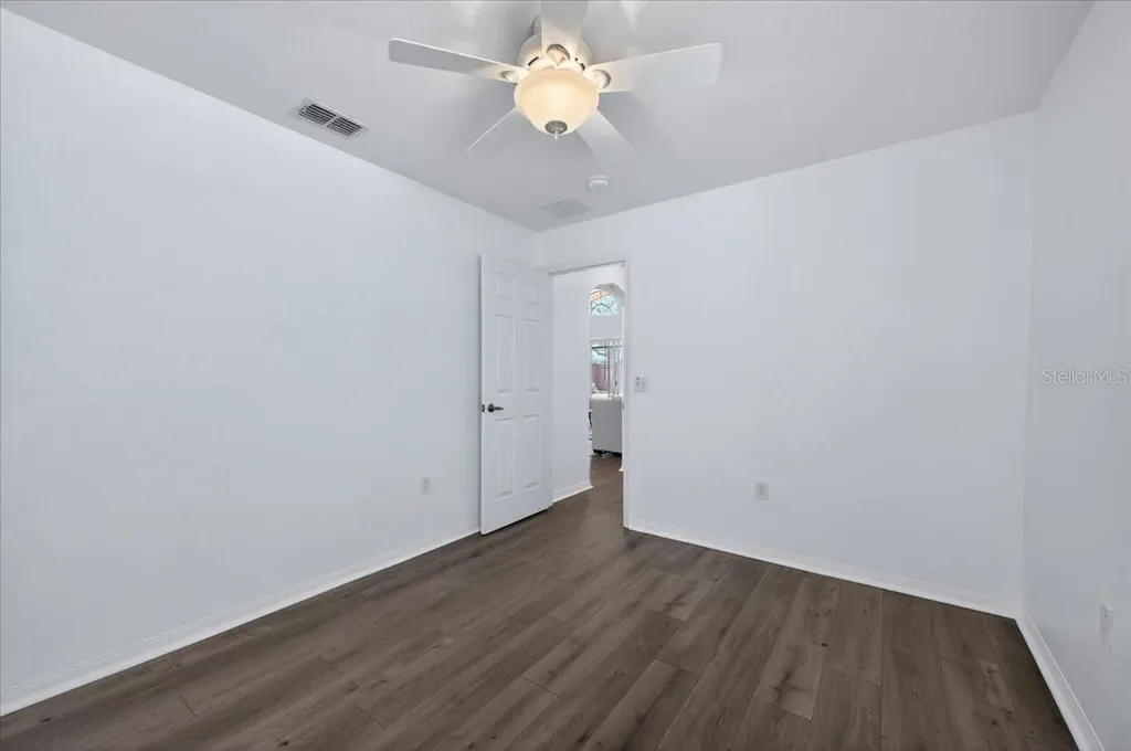 1033 Knightsbridge Circle Davenport FL 33896