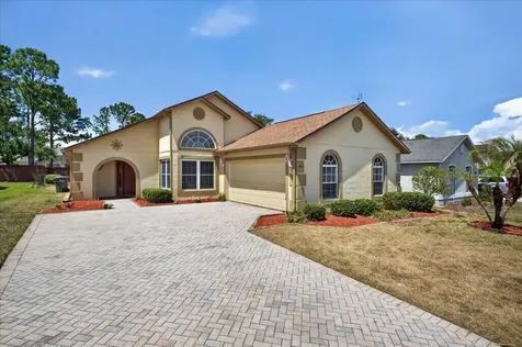 1033 Knightsbridge Circle Davenport FL 33896