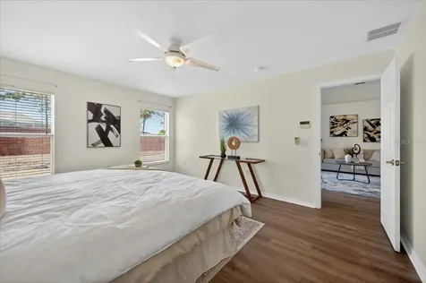 1033 Knightsbridge Circle Davenport FL 33896