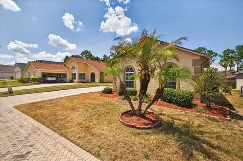 1033 Knightsbridge Circle Davenport FL 33896