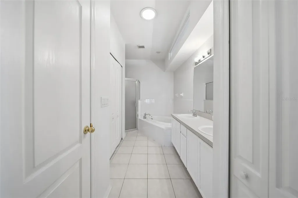 3343 Chapel Creek Circle Wesley Chapel FL 33544