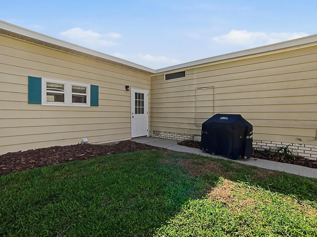 24814 Pine Hill Leesburg FL 34748