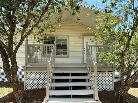 17889 Thomas Boulevard Hudson FL 34667