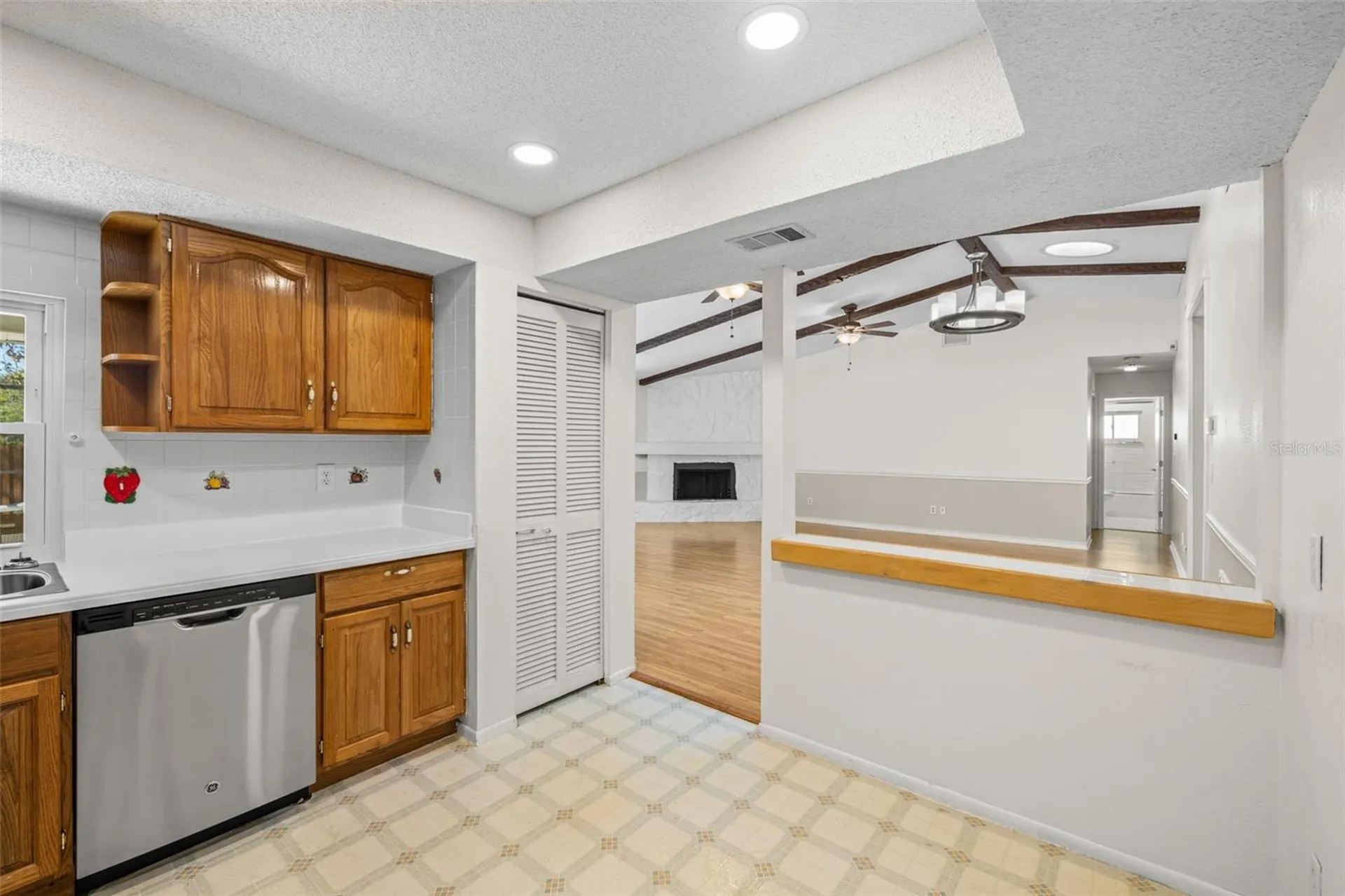 3376 Wind Chime Drive Clearwater FL 33761
