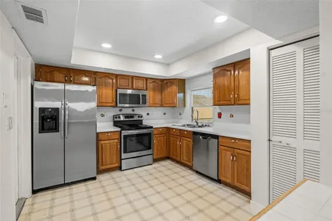 3376 Wind Chime Drive Clearwater FL 33761