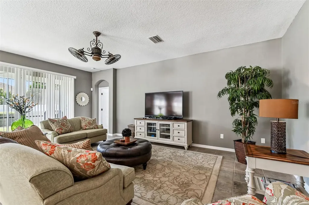 21753 Garden Walk Loop Land O Lakes FL 34637
