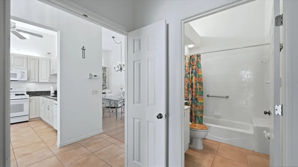 7706 Whitebridge Glen Bradenton FL 34201