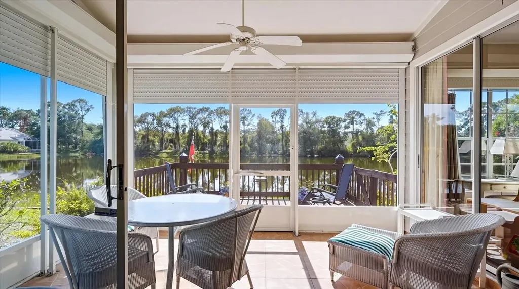 7706 Whitebridge Glen University Park FL 34201