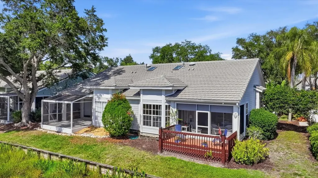 7706 Whitebridge Glen Bradenton FL 34201