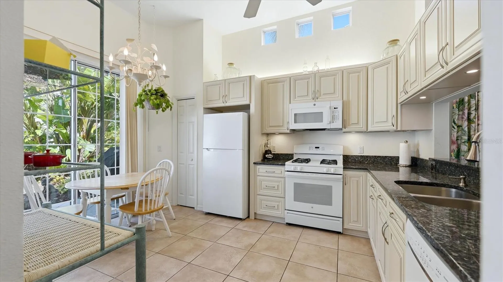 7706 Whitebridge Glen Bradenton FL 34201