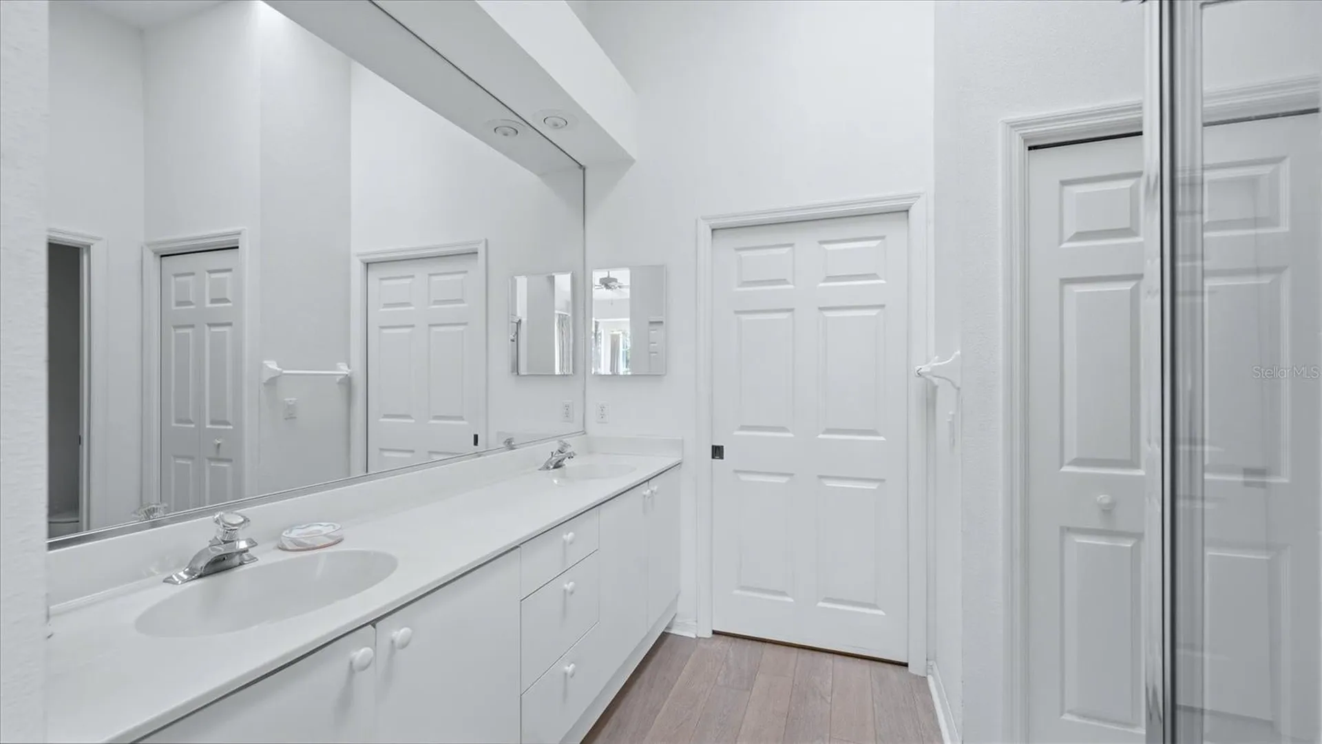 7706 Whitebridge Glen Bradenton FL 34201