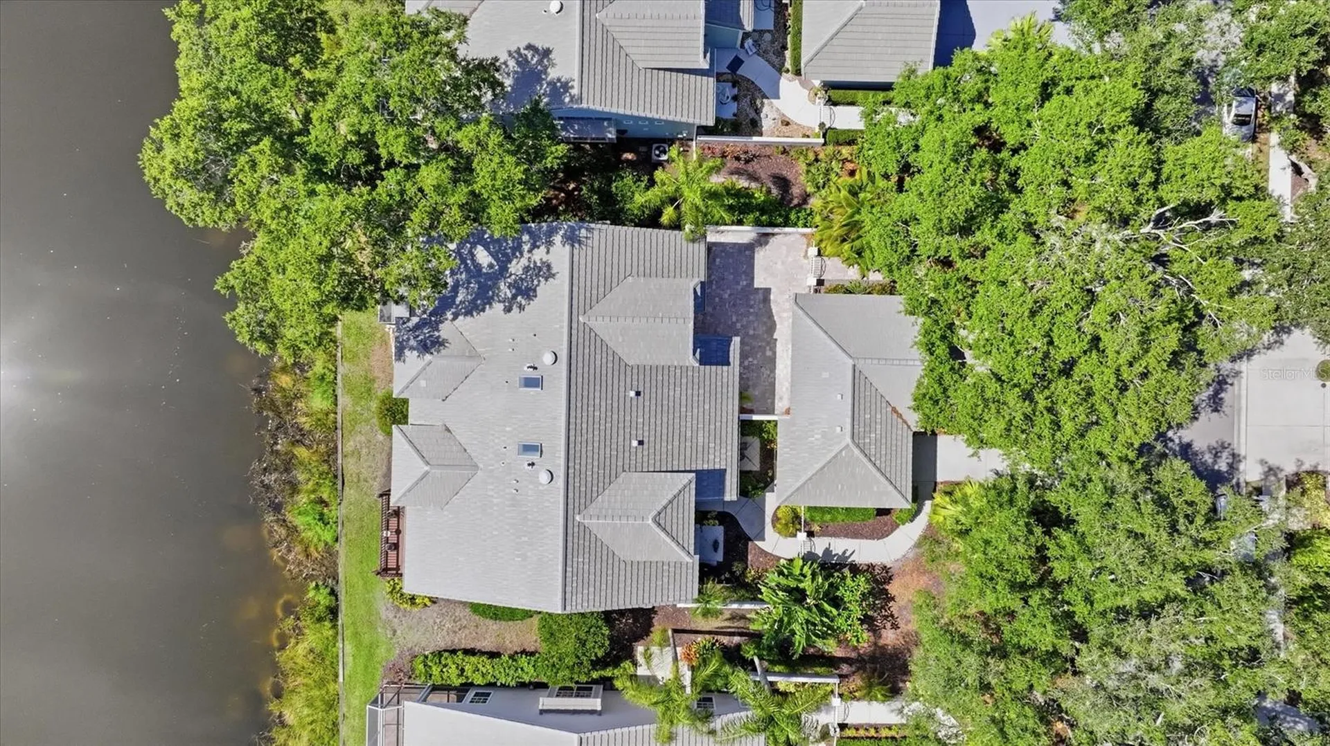 7706 Whitebridge Glen University Park FL 34201