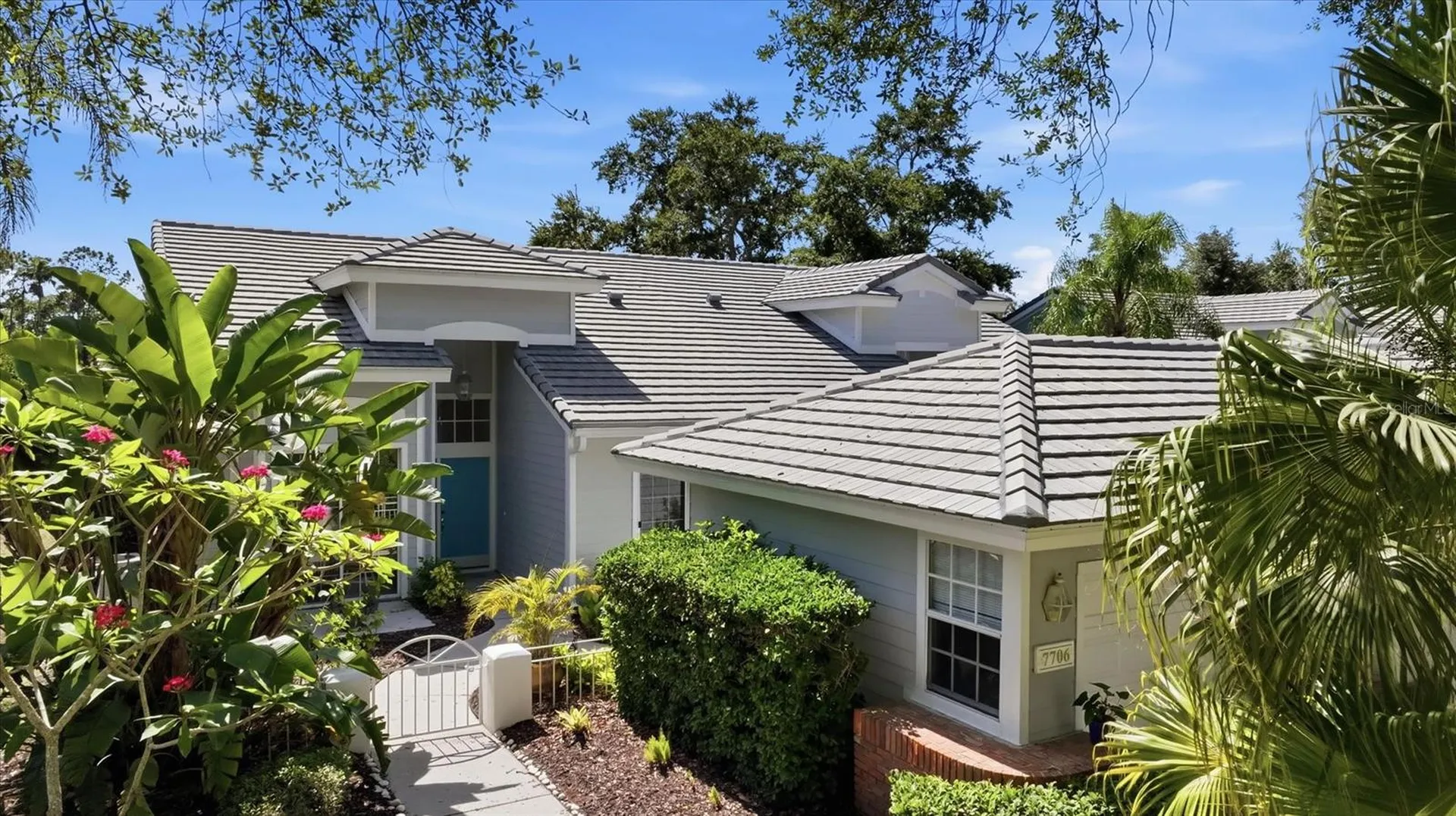 7706 Whitebridge Glen Bradenton FL 34201