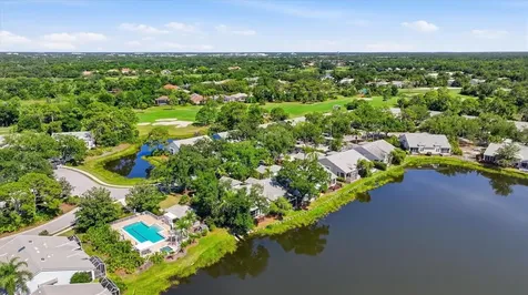 7706 Whitebridge Glen University Park FL 34201