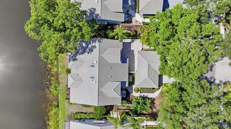 7706 Whitebridge Glen University Park FL 34201