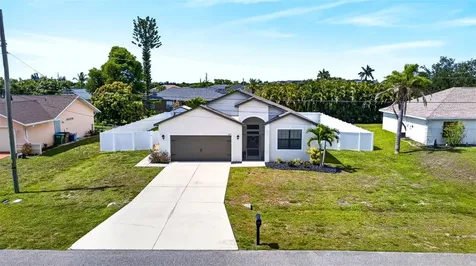 1809 SW 26th Street Cape Coral FL 33914