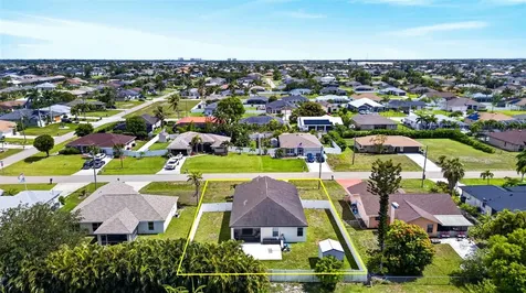 1809 SW 26th Street Cape Coral FL 33914