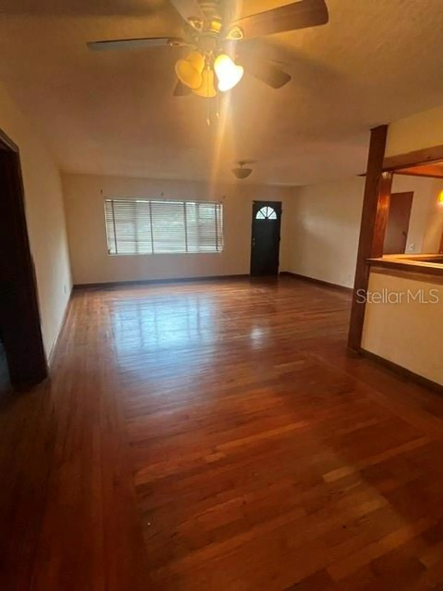 1825 N Dean Road Orlando FL 32817