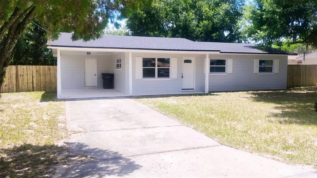 827 Everett Street Lake Alfred FL 33850
