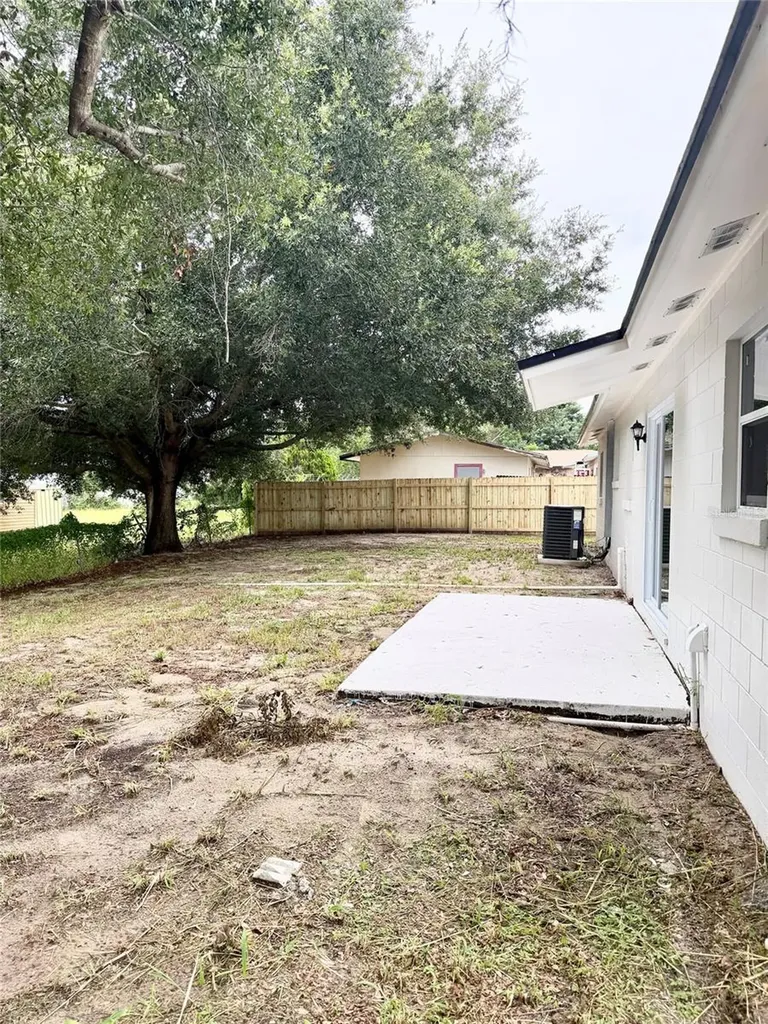 827 Everett Street Lake Alfred FL 33850