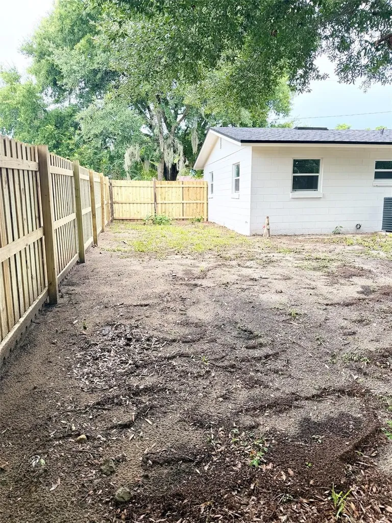 827 Everett Street Lake Alfred FL 33850