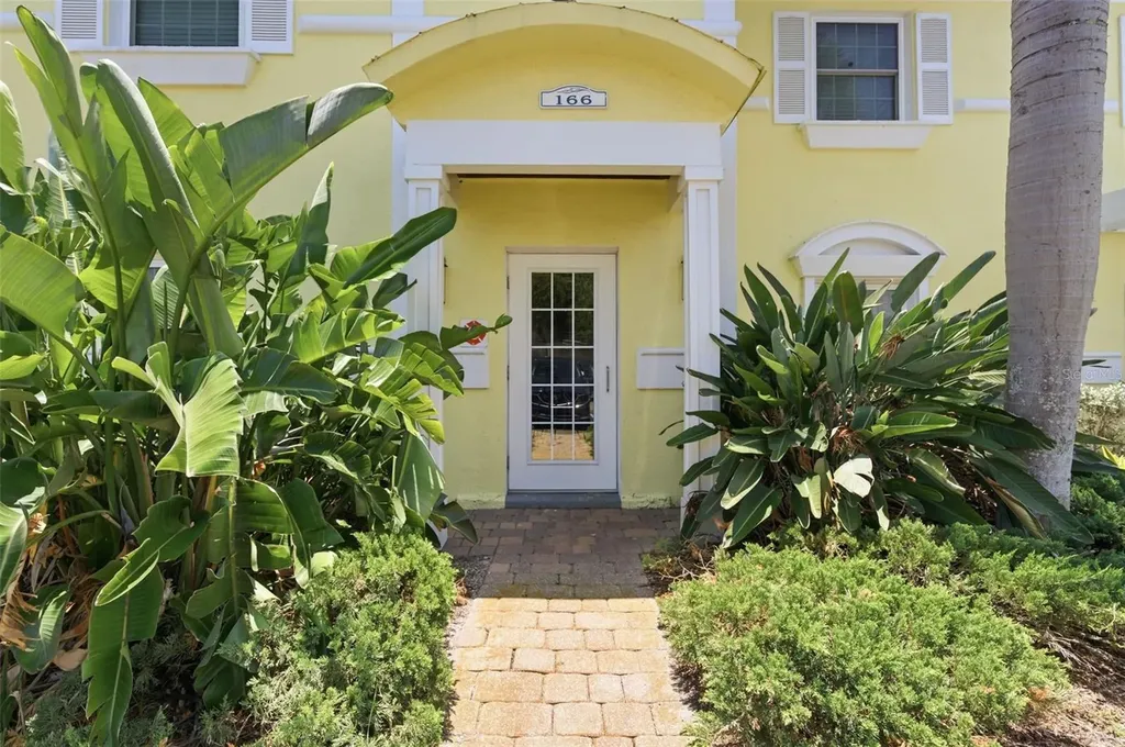 144 Pompano Drive SE St Petersburg FL 33705