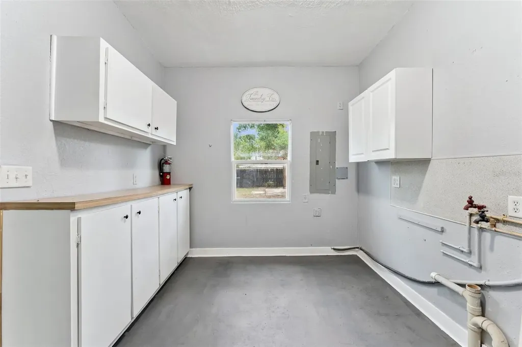 417 W 6th Street Sanford FL 32771