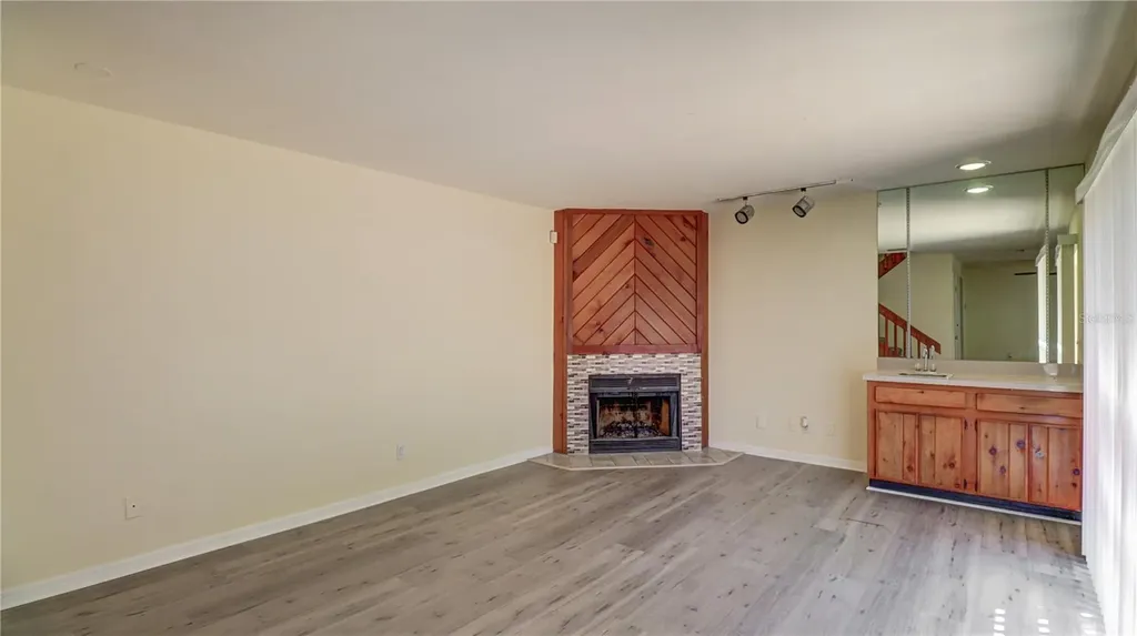 15206 W Pond Woods Drive Tampa FL 33618