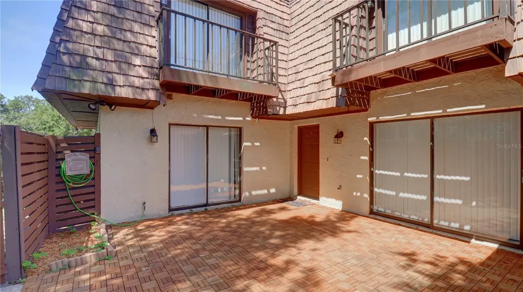 15206 W Pond Woods Drive Tampa FL 33618