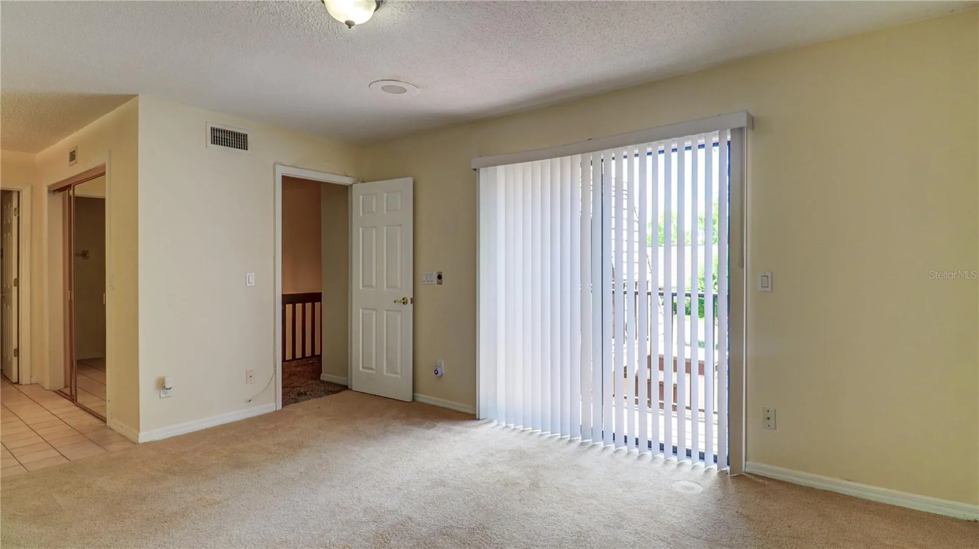 15206 W Pond Woods Drive Tampa FL 33618