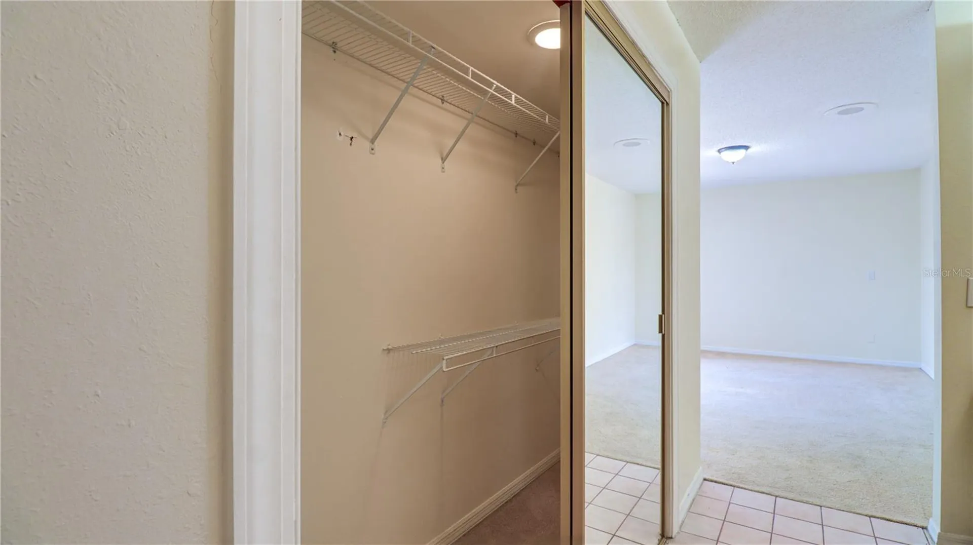 15206 W Pond Woods Drive Tampa FL 33618
