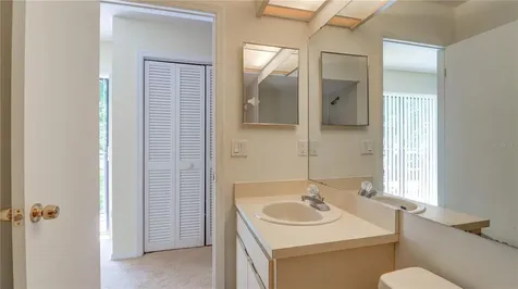 15206 W Pond Woods Drive Tampa FL 33618