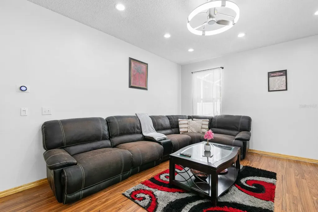 11426 Zenith Circle Tampa FL 33635