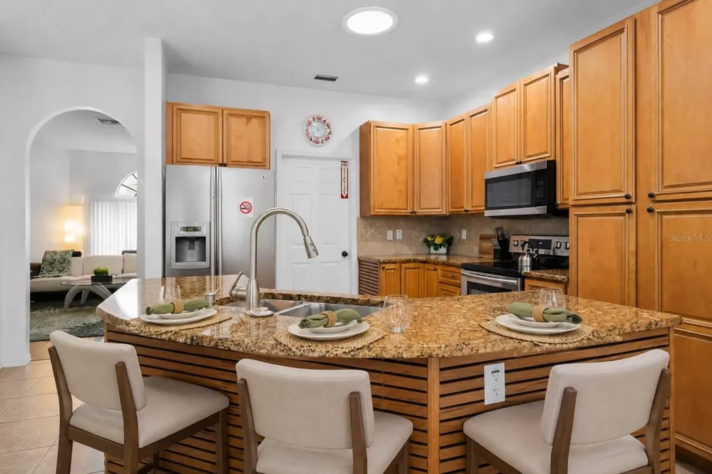 11426 Zenith Circle Tampa FL 33635